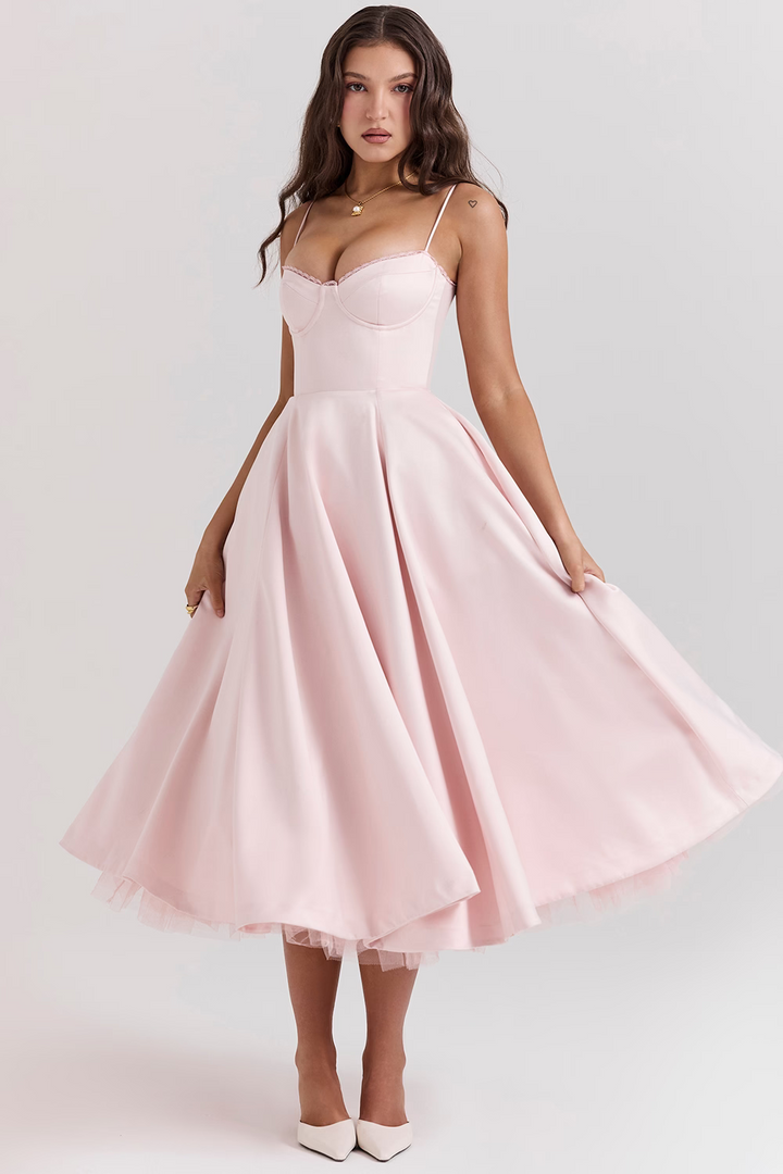 Marcy - Elegancka sukienka dopasowana do sylwetki