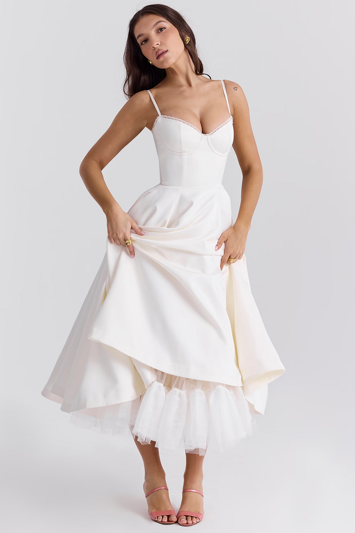 Marcy - Elegancka sukienka dopasowana do sylwetki
