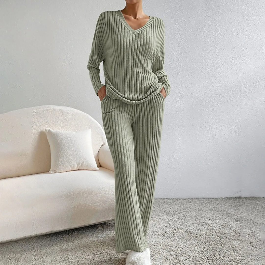 Ilona - Elegancki i Wygodny Zestaw Dwuczęściowy